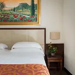 Athena Hotel 4*