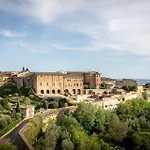Athena Siena