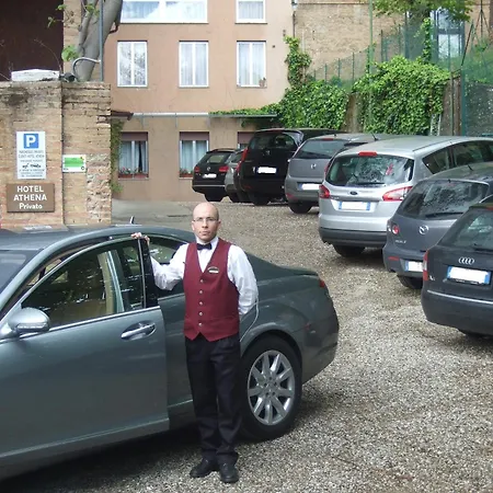 Hotel Athena 4*