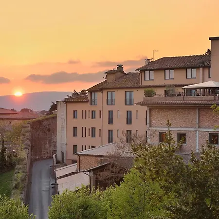 Hotel Athena 4*