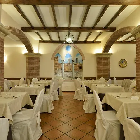 Athena Hotel 4*
