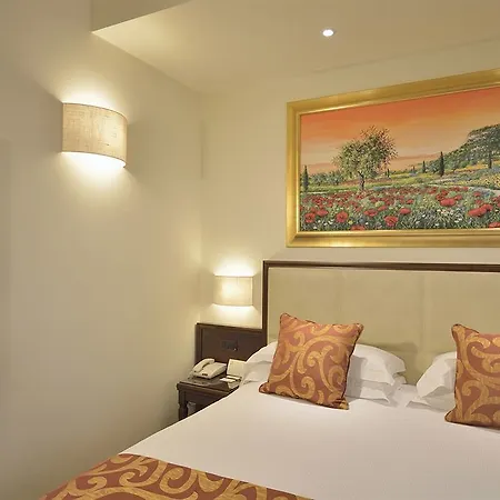 Athena Hotel 4*