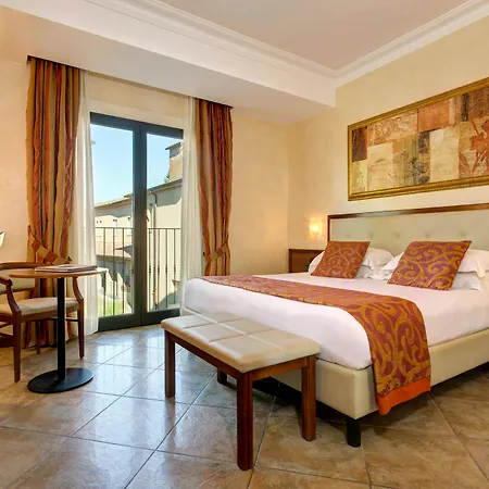 Athena Hotel 4*