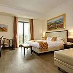 Hotel Athena