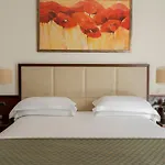 Athena Hotell 4*