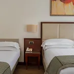 Hotell Athena 4*