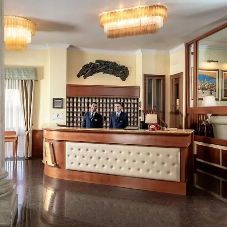 Athena 4* Siena