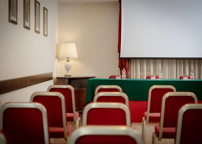Athena Hotel 4*